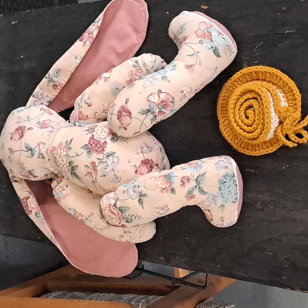 Dusty Old Toys - Picture 4 of 9